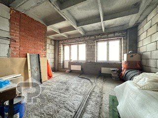 Купить 4-комнатную квартиру, №383804