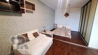 Купить 1-комнатную квартиру, №386417