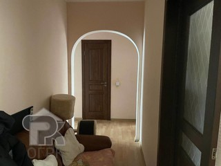 Купить 3-комнатную квартиру, №370940