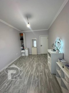 Купить 3-комнатную квартиру, №390083