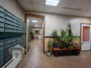 Купить 3-комнатную квартиру, №386156