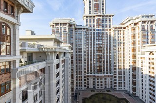 Купить 4-комнатную квартиру, №387262