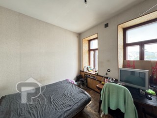 Купить 4-комнатную квартиру, №387595