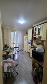 Купить 3-комнатную квартиру, №392092