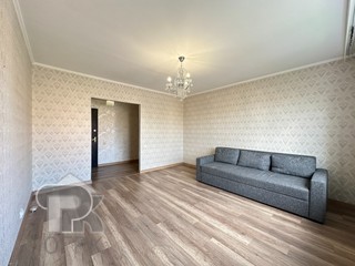 Купить 3-комнатную квартиру, №385380