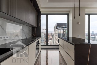 Купить 4-комнатную квартиру, №388121