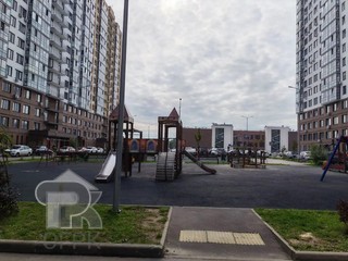 Купить 1-комнатную квартиру, №392177