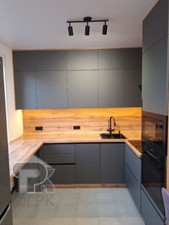 Купить 3-комнатную квартиру, №388076