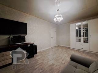 Купить 3-комнатную квартиру, №384860