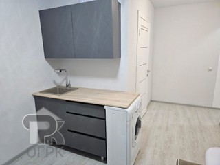 Купить 4-комнатную квартиру, №384513