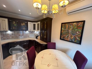 Купить 4-комнатную квартиру, №387402