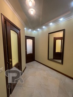 Купить 3-комнатную квартиру, №387513