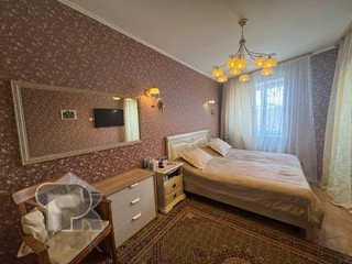 Купить 3-комнатную квартиру, №384068