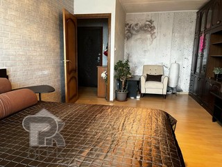 Купить 1-комнатную квартиру, №373271