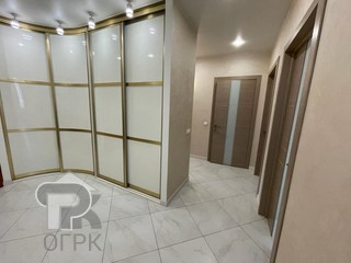 Купить 3-комнатную квартиру, №370932
