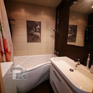 Купить 5-комнатную квартиру, №388445