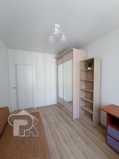 Купить 3-комнатную квартиру, №371276