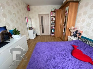 Купить 3-комнатную квартиру, №372943