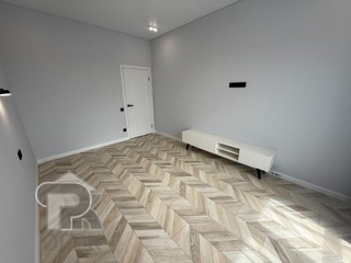 Купить 1-комнатную квартиру, №390089