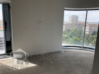 Купить 3-комнатную квартиру, №358857