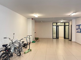 Купить 7-комнатную квартиру, №388418