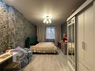 Купить 3-комнатную квартиру, №387826