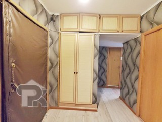 Купить 4-комнатную квартиру, №387494