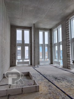 Купить 4-комнатную квартиру, №388155