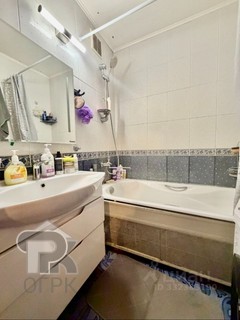 Купить 3-комнатную квартиру, №391437