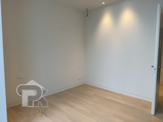 Купить 3-комнатную квартиру, №388049