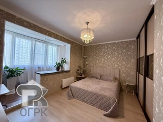 Купить 3-комнатную квартиру, №391002
