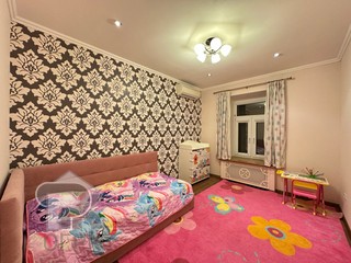 Купить 4-комнатную квартиру, №388307