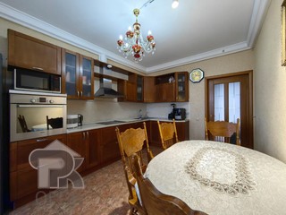 Купить 3-комнатную квартиру, №386156