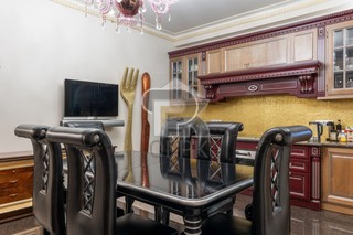 Купить 4-комнатную квартиру, №377966