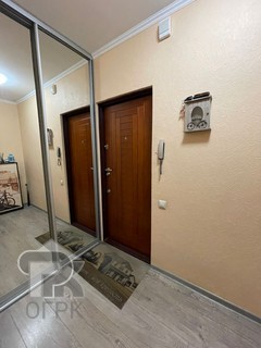 Купить 1-комнатную квартиру, №362114