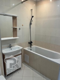 Купить 1-комнатную квартиру, №386354