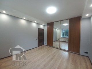 Купить 1-комнатную квартиру, №370576