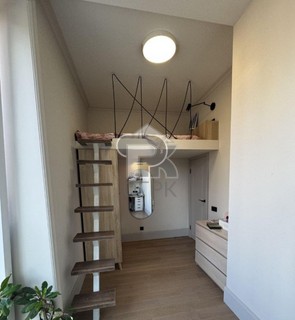 Купить 4-комнатную квартиру, №387649