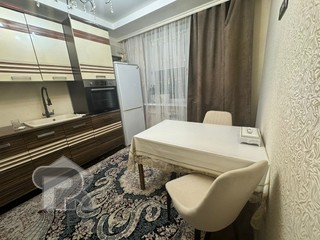 Купить 3-комнатную квартиру, №390539