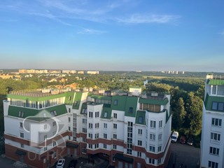 Купить 4-комнатную квартиру, №391024