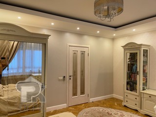 Купить 3-комнатную квартиру, №389339