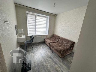 Купить 4-комнатную квартиру, №383609