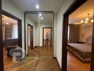 Купить 3-комнатную квартиру, №387513