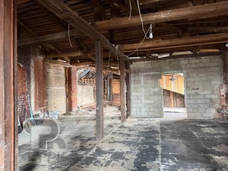 Купить 7-комнатную квартиру, №391349