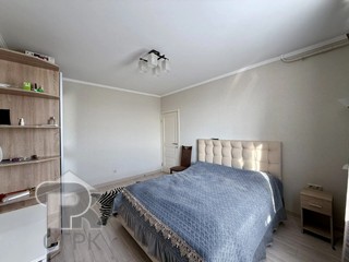 Купить 3-комнатную квартиру, №388884