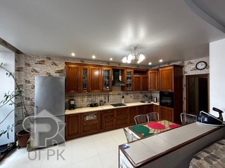 Купить 4-комнатную квартиру, №389532
