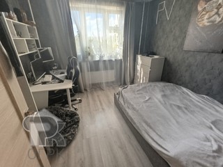 Купить 4-комнатную квартиру, №386811