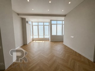 Купить 3-комнатную квартиру, №390654