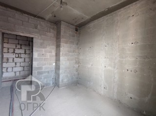 Купить 4-комнатную квартиру, №386348
