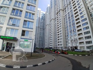 Купить 4-комнатную квартиру, №389823